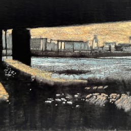 Schilderij van Alexandra Verkerk op fake bont, acrylverf, je ziet een statsgezicht aan de horizon vanaf de andere kant van het water onder een brug