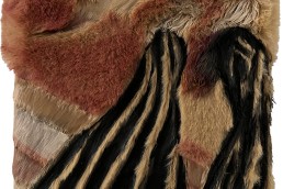 Schilderij Alexandra Verkerk een abstract werk met zwarte strepen in perspectief acryl op imitatie bont
